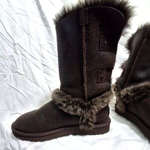 UGG marbled suede fur trim buckle boots size 7us